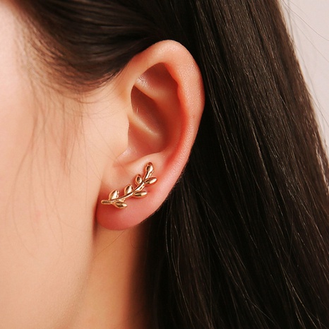 Fashionable and simple metal non-hole leaf ear clip wild geometric ear bone clip's discount tags