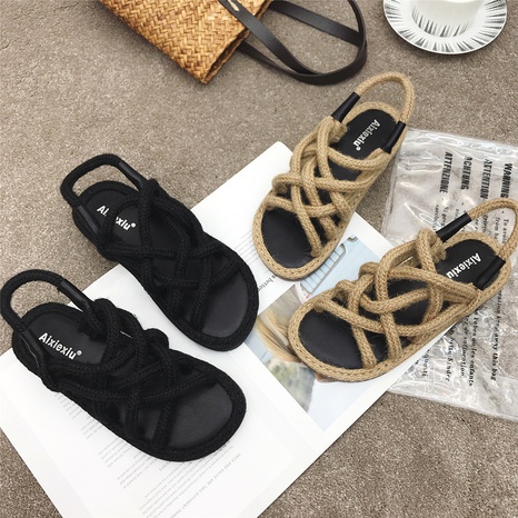 nouveau style coréen plat sandales romaines ficelle chaussures de pêcheur de grande taille à fond plat et à bout ouvert 35-40 mètres NHHU456157's discount tags