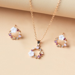 Ensemble de colliers de boucles d'oreilles fleur papillon fantaisie diamant