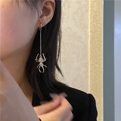 Personality Asymmetric Form Diamond Mesh Woven Spider Shape Stud Earrings European and American New Earrings Earrings Ins Fashion