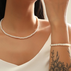handgewebtes Perlenarmband Halskette Set kreative Persönlichkeit einfacher Anhänger Schmuck