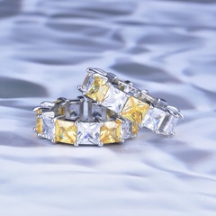 Bague ouverte de trésor de couleur de zircon flash de diamant carré de luxe européen et américain en gros