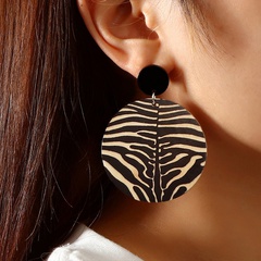 autumn and winter wooden print leopard earrings exaggerated creative geometric animal pattern earrings