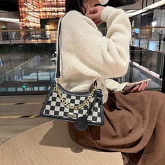 fashion one-shoulder messenger bag autumn and winter checkerboard chain baguette bag
