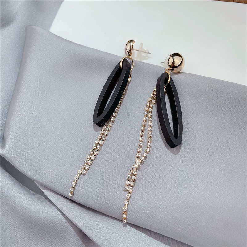 Tongfang Jewelry Korean Style Full Rhinestone Tassel Water Drop Earrings Slim Face Earrings Black Oval Wood AntiAllergy Ear Studs