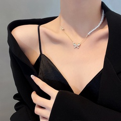 Japanese and Korean fashion personality butterfly titanium steel necklace net red design pearl zircon pendant temperament clavicle chain
