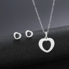 simple trend love necklace earrings set stainless steel foreign trade peach heart clavicle chain accessories