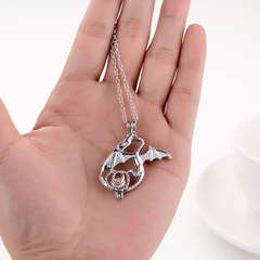 Wish Amazon European and American Popular Personalized Pearl Cage Quetzalcoatlus Graphic Pendant Jewelry Necklace