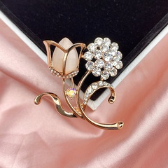 Alloy material electroplated rose gold inlaid Czech diamond tulip brooch