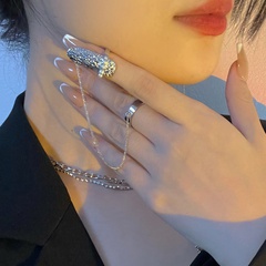 retro personality metal chain pearl nail ring cold wind ring texture irregular lava design ring