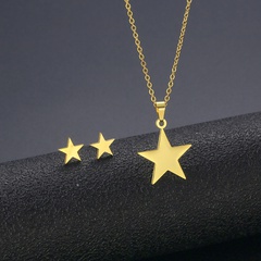 Collier étoile à cinq branches en or 18 carats Ensemble de trois pièces Boucles d'oreilles en acier inoxydable Petit ensemble