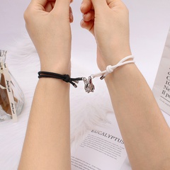 European and American new style holding hand magnets to attract Christmas lovers bracelets a pair of jewelry wholesale