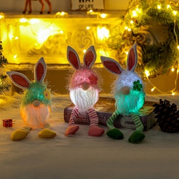 Lindas orejas de conejo Decoraciones de muecas sin rostro brillantes con luces Muecas de Pascua de Santa Clauspicture11