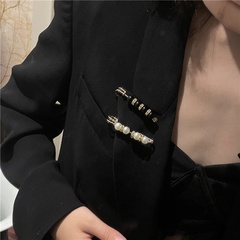 Sweet Fashion Temperament Pearl Pin Brooch Ins Popular Net Red Personality Fixed Clothes Cardigan Suit Accessories for Women