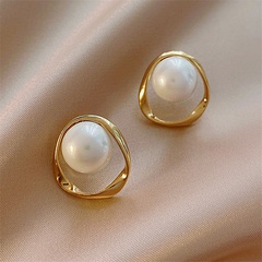 Korean pearl net red new earrings geometric hollow earrings