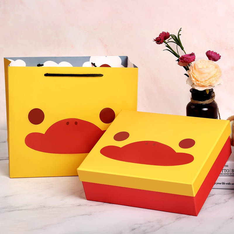 Caja de regalo creativa pequea de dibujos animados de pato amarillo bolsa de regalo Linda imagen de dibujos animados nios Regalo De vacaciones porttil