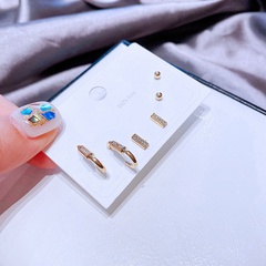 Mode-Ohrringe Set mit Zirkon, geometrische kleine Kupferohrringe mit Mikro-Intarsien