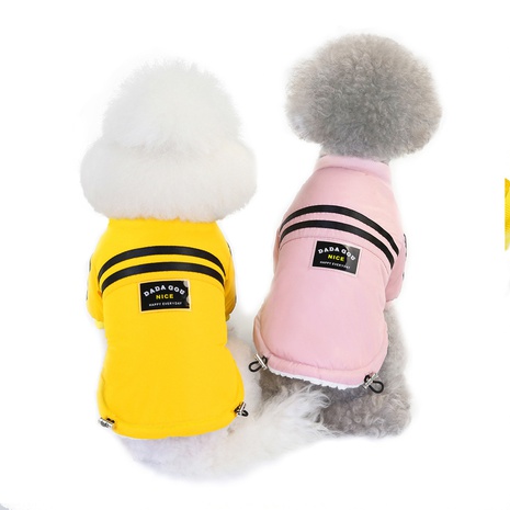 Abrigo deportivo de moda para perros de otoño e invierno más abrigo acolchado de ocio de terciopelo ropa para mascotas al por mayor NHXNU474538's discount tags