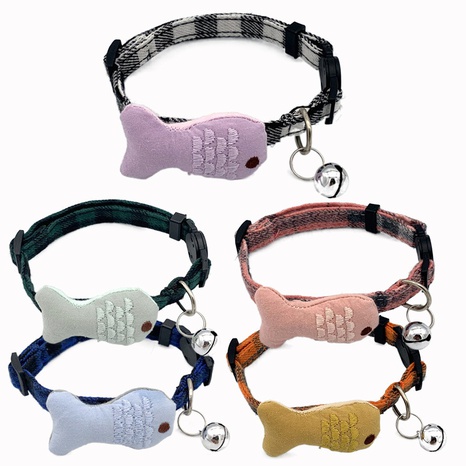 Nuevo collar de celosía de pez pequeño collar de campana para mascotas parche de arco gato hebilla collar de perro gato NHXNU474565's discount tags