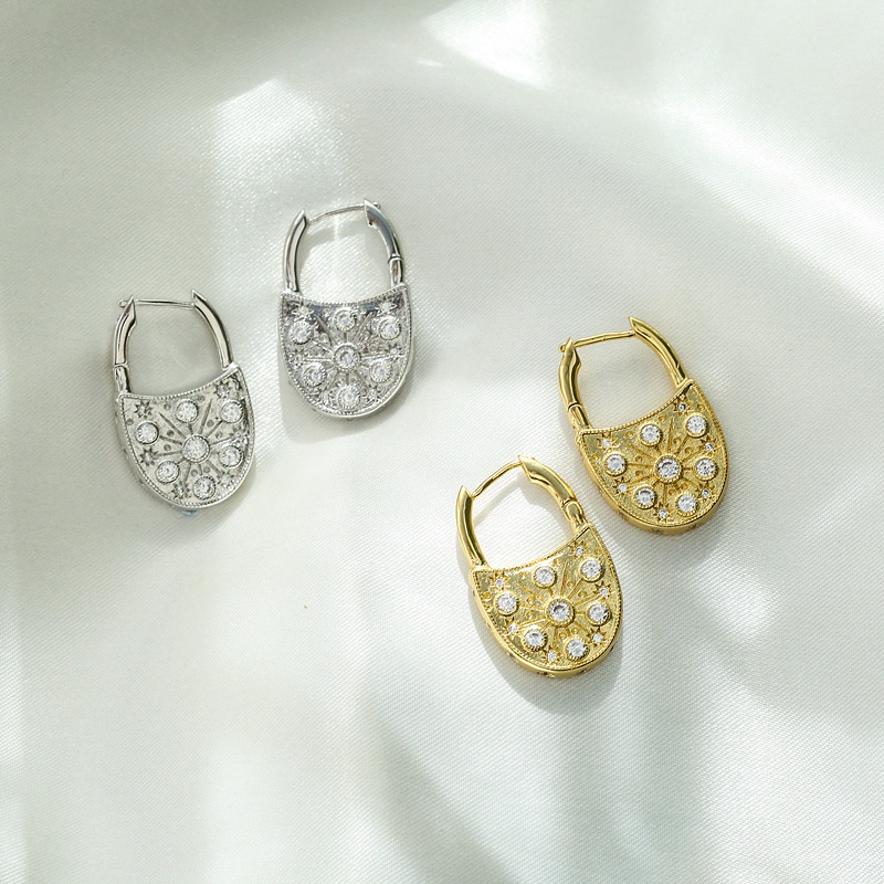 Hecheng Ornament MicroInlaid Geometric Zircon Earrings Lock Earrings Ornament Accessories Ornament Accessories Ve465