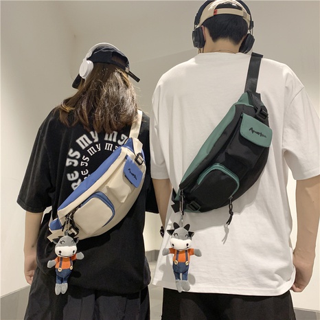 casual Japanese new style small chest bag one-shoulder student sports waist bag's discount tags