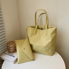 Niche design irregular large-capacity bag 2021 new trendy tote bag shoulder messenger bag