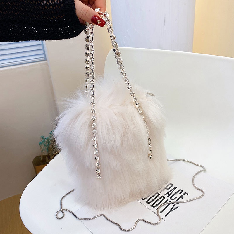 Furry Bag Womens 2021 Spring New Fashion Chain Handbag Shoulder Messenger Bag Plush Bucket Bag
