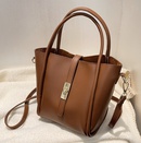 Western style solid color bag women 2021 new autumn and winter retro casual portable bucket bagpicture9