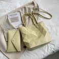 Niche design irregular largecapacity bag 2021 new trendy tote bag shoulder messenger bagpicture168