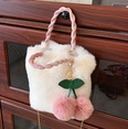 Cute plush chain messenger bag 2021 new autumn and winter fashion portable bucket bagpicture12
