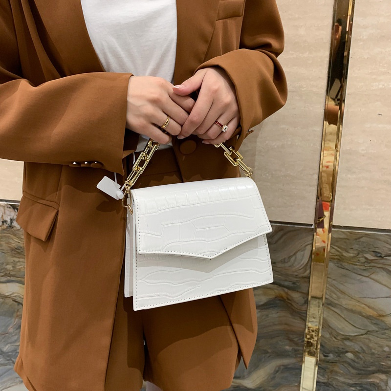 Popular new fashion chain handbags wide shoulder straps rhombus single shoulder messenger bag