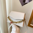 Popular new fashion chain handbags wide shoulder straps rhombus single shoulder messenger bagpicture15
