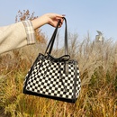 Popular Chessboard Plaid Large Capacity Bag for Women 2021 Autumn and Winter New Fashionable AllMatch HighGrade Fashion Shoulder Tote Bagpicture5