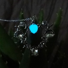 European and American creative diamond-studded heart pendant multicolor luminous necklace accessories