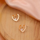 Korean Simple and Sweet Love Heart Stud Earrings Ins Graceful and Fashionable Peach Heart Hollow Stud Earrings AllMatch Fashion Petite Earringspicture9