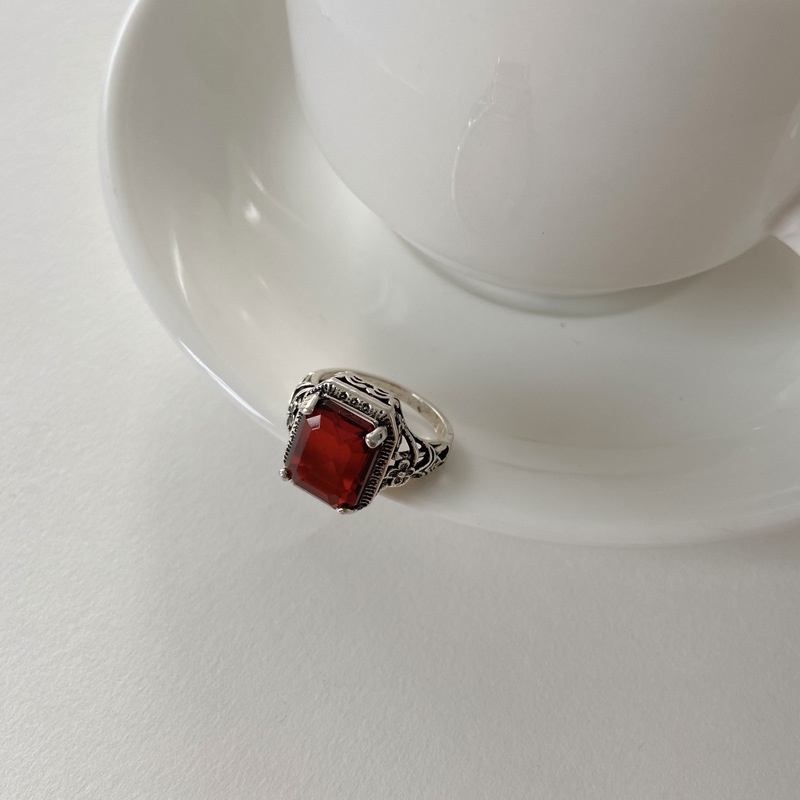 2021 CrossBorder New Arrival Distressed Square Ring Popular European and American Foreign Trade Ruby Zircon Ornament Ring Wholesale
