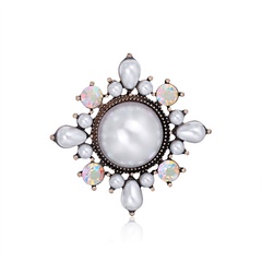 Nueva moda Retro corte barroco broche aleación perla AB diamante cuadrado ramillete único exquisito Pin