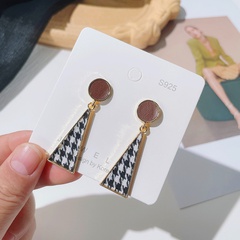 European and American retro geometric triangle earrings INS temperament all-match earrings wholesale