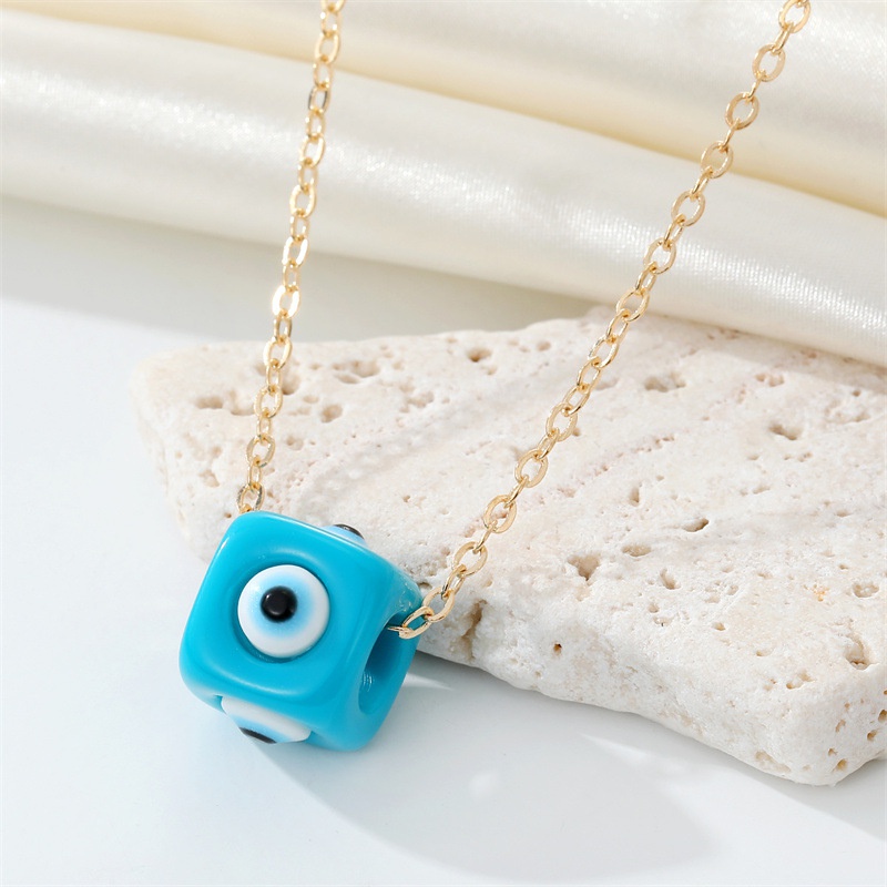 Punk Ethnic Style Resin Devil S Eye Pendant Necklace Vintage Square Bead Eye Necklace For Women CrossBorder Sold Jewelry