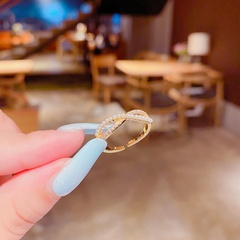 [Dick Gold plattiert] Langlebiger farb haltbarer koreanischer mikro-eingelegter 8-stelliger Zirkon mit offener Öffnung verstellbarer koreanischer Mode ring für Frauen