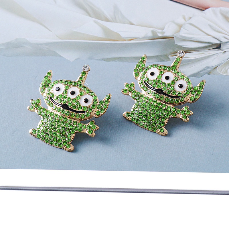 55826 European and American New Creative Exaggerated Personalized Stud Earrings Female Cartoon Green Alien Earrings Female Accessories
