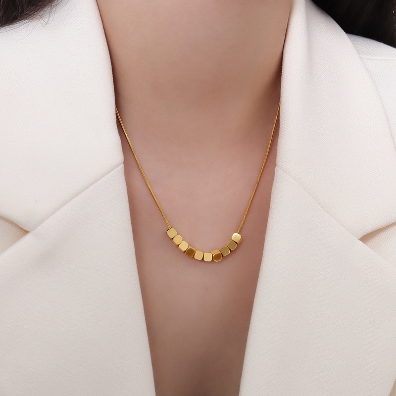 simple jewelry titanium steel 18k gold plated threedimensional square necklace
