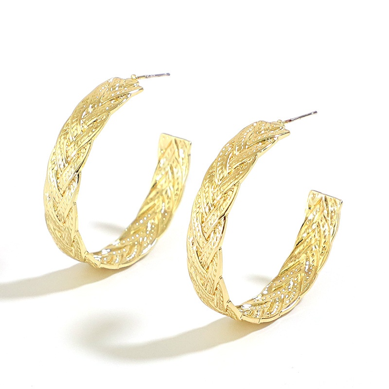 geometric personality Cshaped goldplated earrings personality texture fashion earrings wholesale