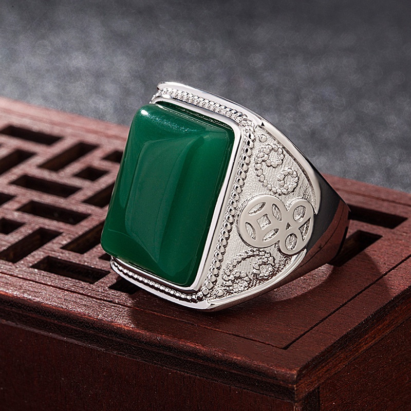 Ethnic domineering green agate retro green chalcedony ring simple fashion jewelry