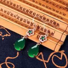 Retro drop-shaped diamond green chalcedony copper earrings