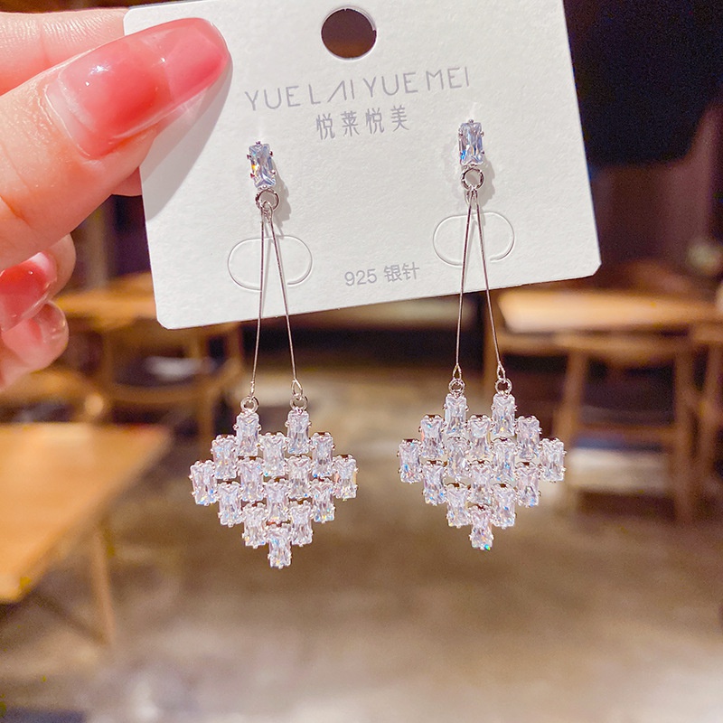 Fashion geometric heartshape copper inlaid zircon earrings wholesale