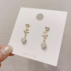 Korean temperament long pearl heart-shaped earrings wholesale