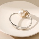 Glossy thin edge inlaid pearl bracelet European and American geometric spring open braceletpicture10