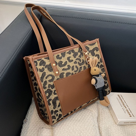 retro large-capacity handbags plaid commuter tote bag's discount tags