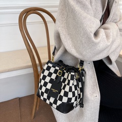 checkerboard 2012 new autumn and winter bucket fashion messenger shoulder bag